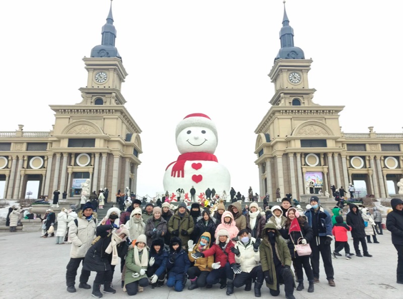 Mr. Vivi Li - Tour guide in Harbin in HeiLongJiang Province