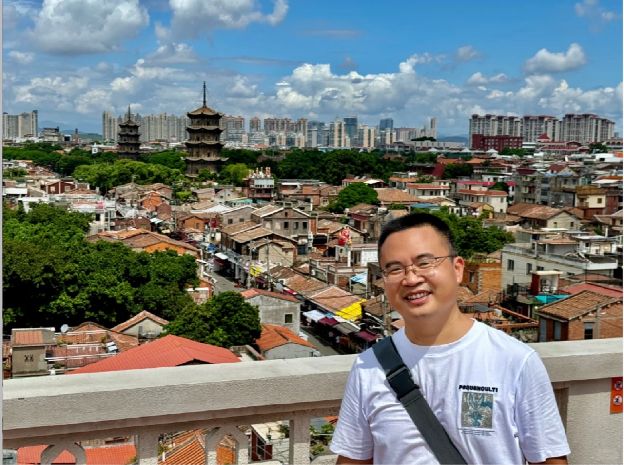 Ms. Jim Qiu - QuanZhou Tour Guide